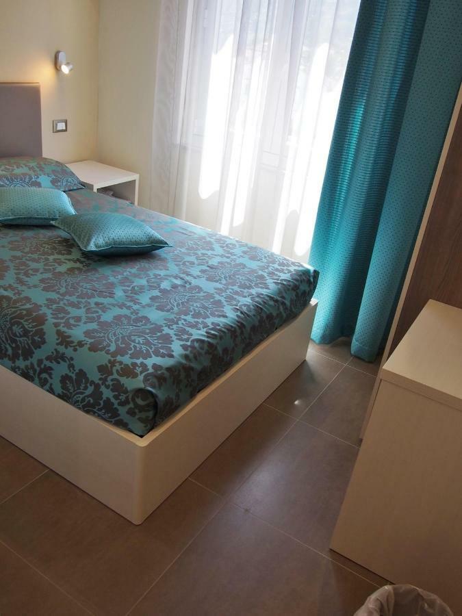 Endro'S Rooms Monterosso al Mare Exterior photo